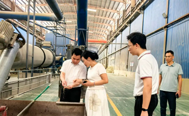 2025年9月11日，清远市生态环境局党组书记、局长郑伟斌带队到清城区企业开展帮扶.jpg